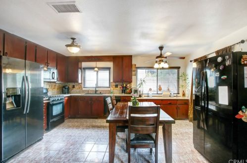 1626 Barranca Ave, Ontario CA  91764-1611 exterior