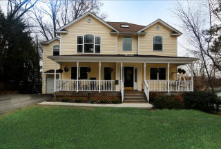 26 Fordham Rd, Oakland, NJ 07436-3627