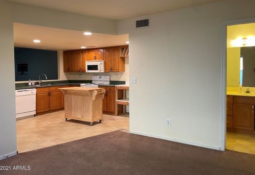 2717 Estrella Dr, Chandler AZ 85224-7813 exterior