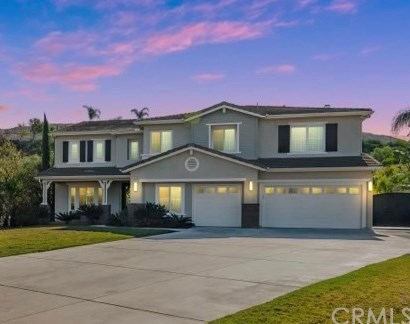4770 Eagle Ridge Ct, Riverside, CA 92509-5458