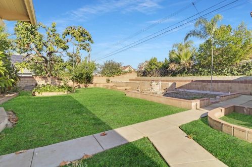 804 Reeder Ave, Covina CA 91724-1620 exterior