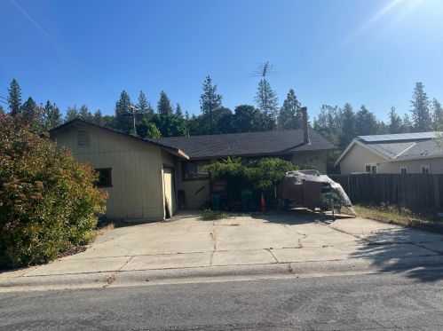 268 Barby Dr, Grass Valley, CA 95945-5610