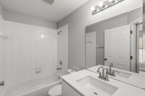 610 Sonja Cir, Davenport FL 33897-7410 exterior