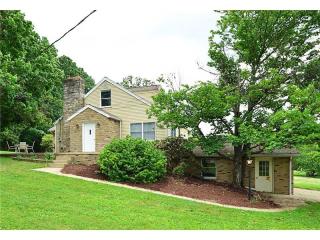 2947 Chautauqua Dr, Gibsonia, PA 15044-8228