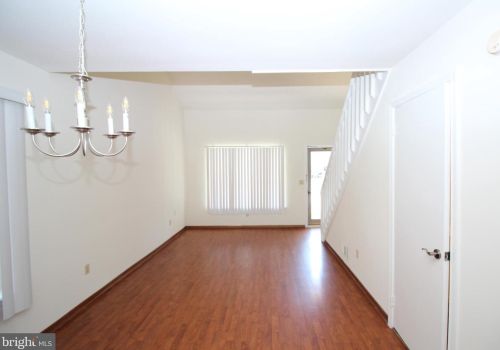 1417 Farmview Dr, Dover DE  19904-3390 exterior