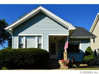 74 Chippendale Rd, Rochester, NY 14616-3936