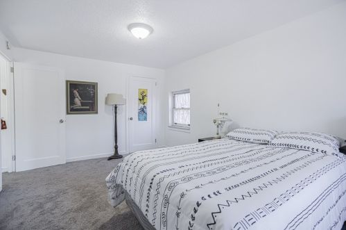 205 Macfarlane Dr, Pittsburgh PA  15235-4213 exterior