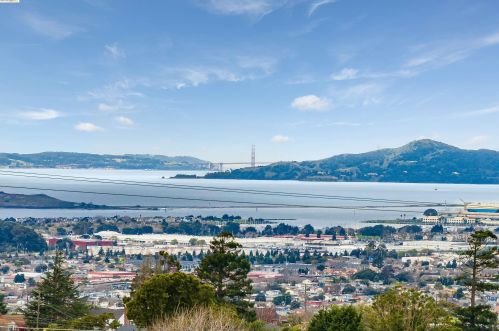 6549 Kensington Ave, Richmond CA  94805-1664 exterior