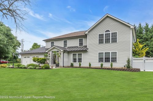 1 Acorn Dr, Tinton Falls, NJ 07724-3170