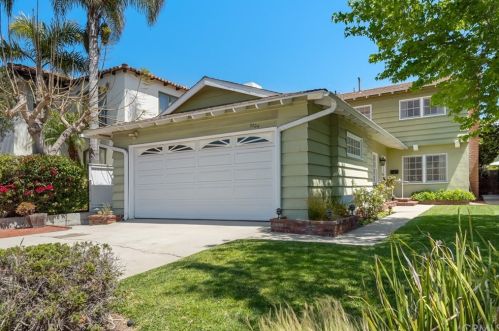 3204 Maple Ave, Manhattan Beach, CA 90266-3504