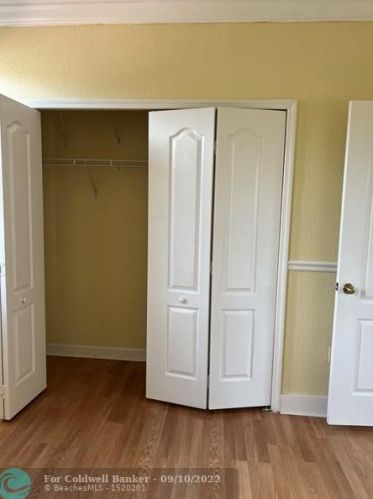 16800 36 Ct, Hollywood FL exterior