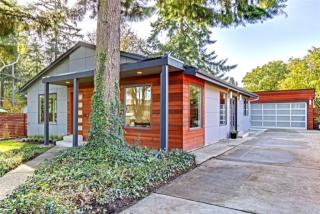 11519 17th Ave, Seattle, WA 98125-5111