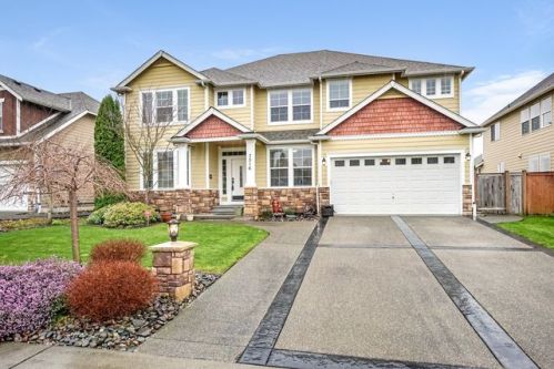 7516 222 Ave Ct, Buckley WA  98321-7449 exterior