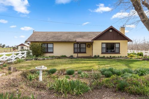 1001 Townhill Rd, Valley Home CA  95361-8619 exterior