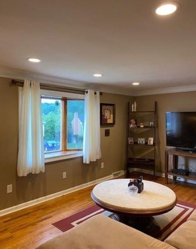 350 Springwood Dr, Verona PA  15147-2622 exterior