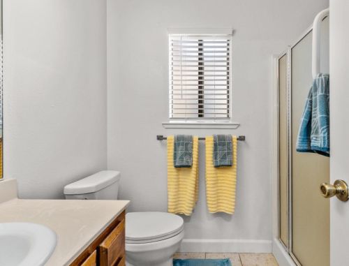 1317 Trinity Way, Turlock CA  95382-0760 exterior