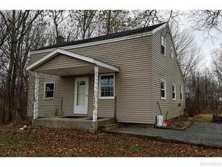 3330 Bates Rd, Medina, NY 14103-9616