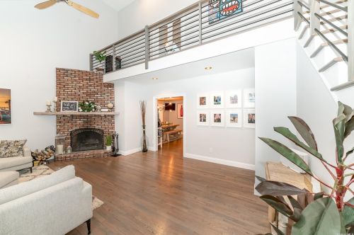 168 Connetquot Rd, Oakdale NY  11769-2118 exterior