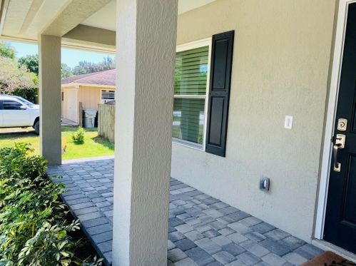 6185 6 Pl, Vero Beach FL  32968-4165 exterior