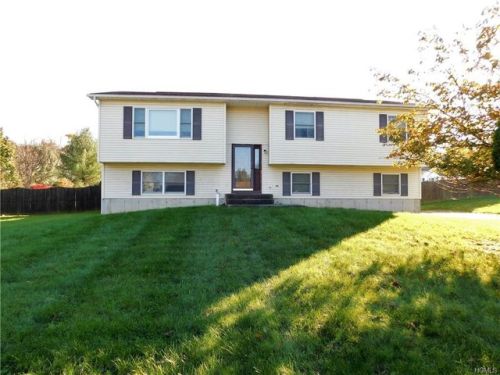 219 Tompkins Rd, Montgomery, NY 12549-1247