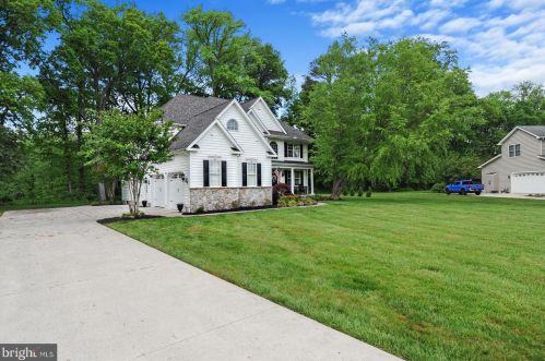 300 Stonewater Way, Dover, DE 19904-1554