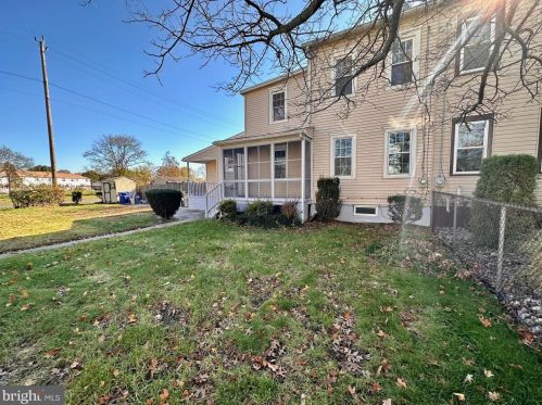 1010 5th St, Florence, NJ 08518-1006