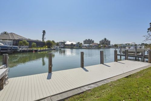 1127 Edington Pl, Marco Island, FL 34145-2000