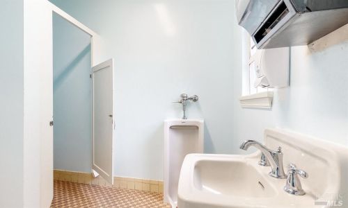 855 7 St, Santa Rosa CA  95401-6106 exterior