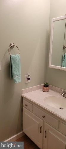 120 Virginia Ave, Carlisle PA  17013-1072 exterior