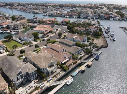 4157 Hemlock St, Oxnard CA  93035-1441 exterior