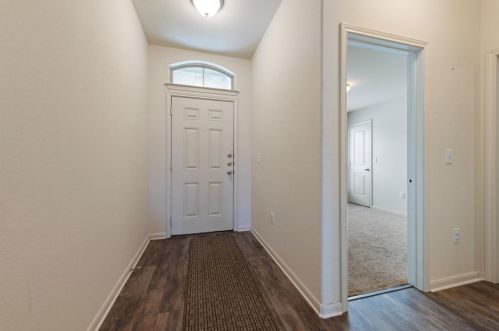 222 Avalanche Ave, Georgetown TX  78626-8166 exterior