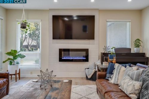 519 Navajo Pl, Danville CA  94526-5135 exterior