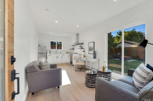 4709 Norwich Ave, Van Nuys CA  91403-2017 exterior