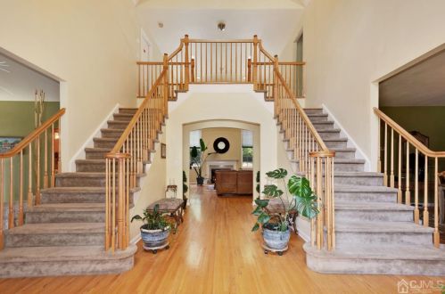 522 Stanhope Rd, Sparta, NJ 07871-2868