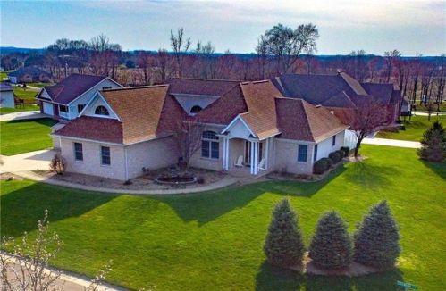 1193 Edgewood Cir, Kilgore, OH 44615-9494