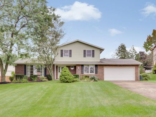 2082 Windham St, Canton, OH 44721-2528