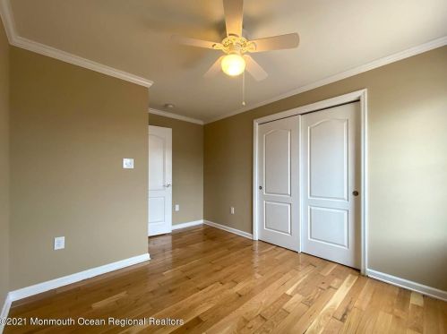 238 Pine Dr, Berkeley Township NJ  08721-3137 exterior