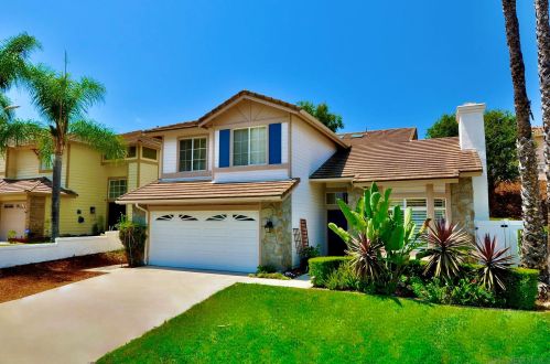 18250 Moon Song Ct, San Diego, CA 92127-3106