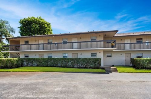 2755 Atlantic Ave, Delray Beach FL  33445-4483 exterior