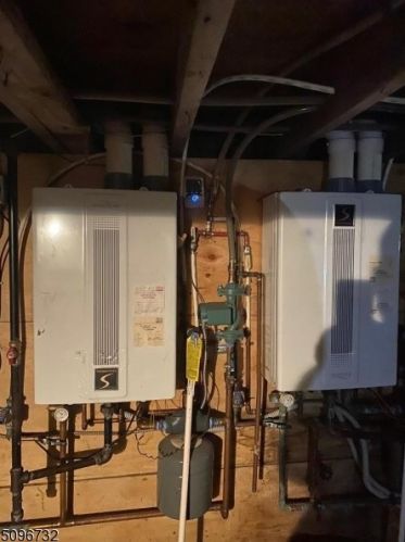 30 8 St, Paterson NJ 07506-3832 exterior