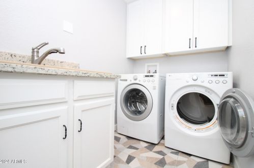 5322 Tierra Buena Ln, Scottsdale AZ  85254-6209 exterior