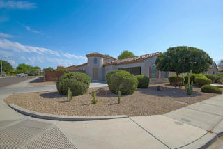 14872 Desert Hills Dr, Sun City, AZ 85379-5256