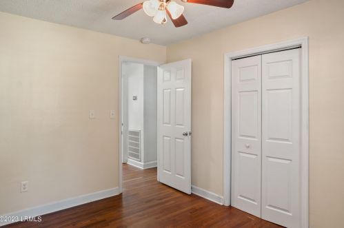 217 Burroughs Ave, Beaufort SC  29902-5307 exterior