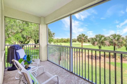 650 Lalique Cir, Naples, FL 34119-1349