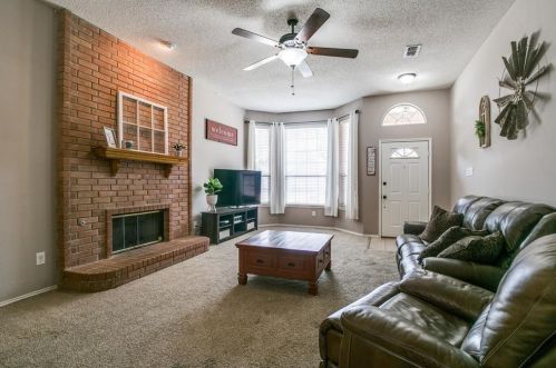 9057 Tyne Trl, Fort Worth TX  76118-7506 exterior