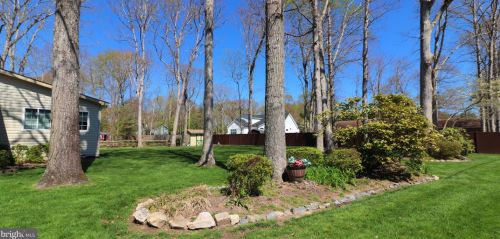 2 Roberts Rd, Lewes, DE 19958-9795
