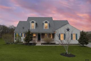 100 Taras Way, Cross Roads, PA 17322-9276