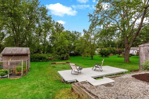 335 Somerston Rd, Yorktown Hgts NY  10598-2225 exterior