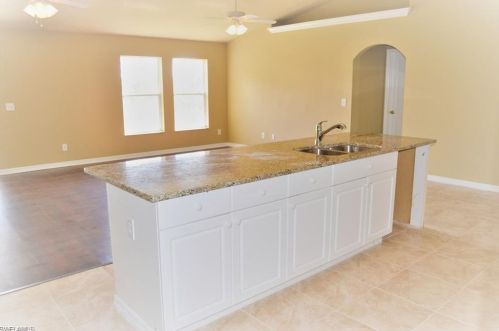 2913 44th St, Lehigh Acres FL  33976-4752 exterior