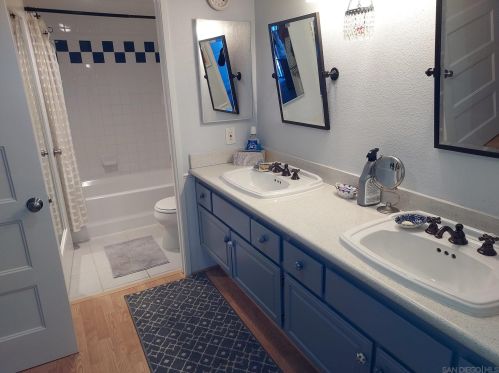 3942 Camino Calma, San Diego CA 92122-2007 exterior